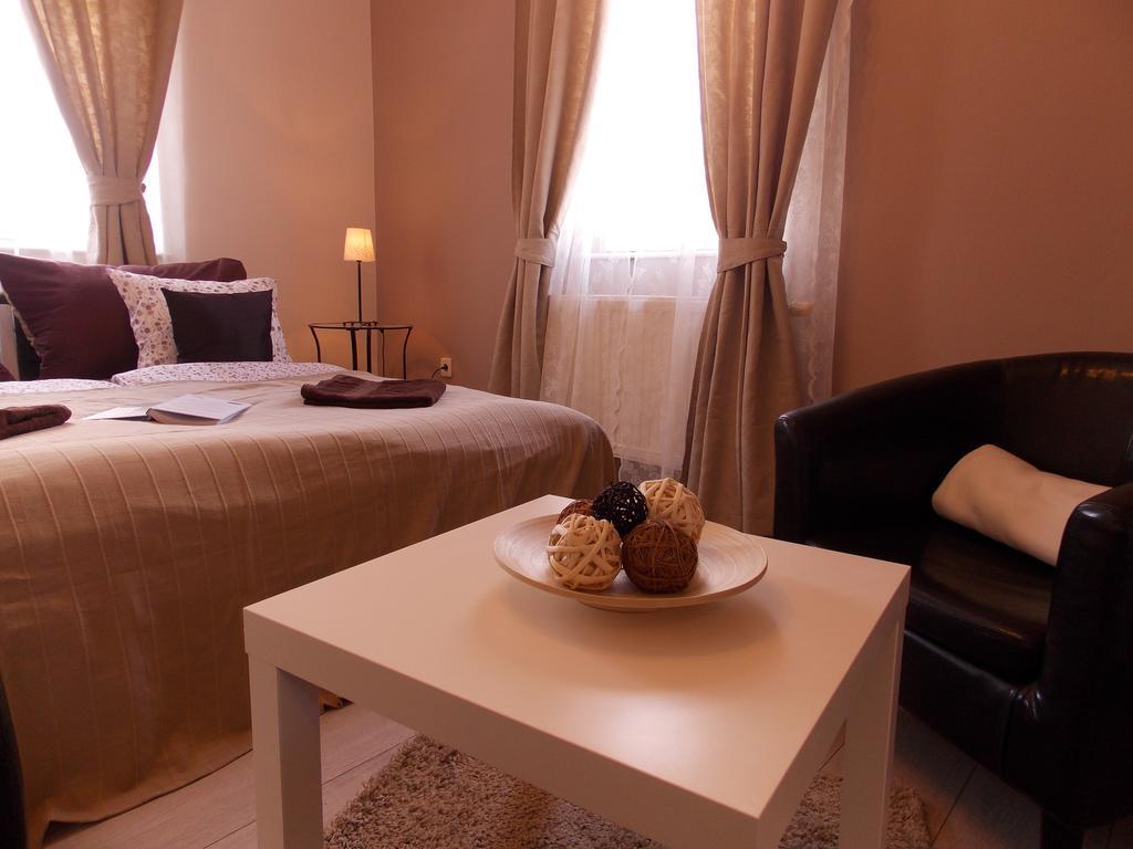 Eden Villa Apartmanhaz Balatonfüred Cameră foto