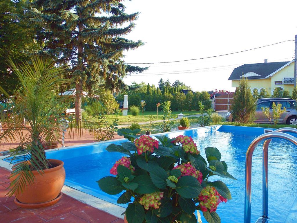 Eden Villa Apartmanhaz Balatonfüred Exterior foto