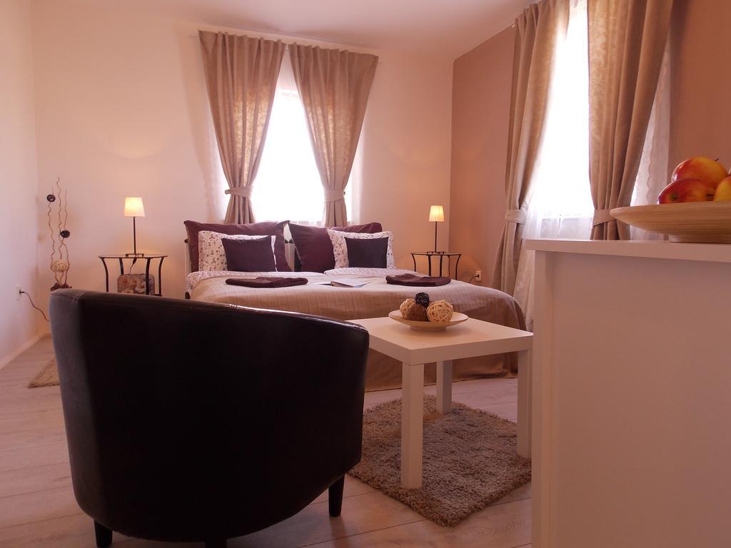 Eden Villa Apartmanhaz Balatonfüred Exterior foto