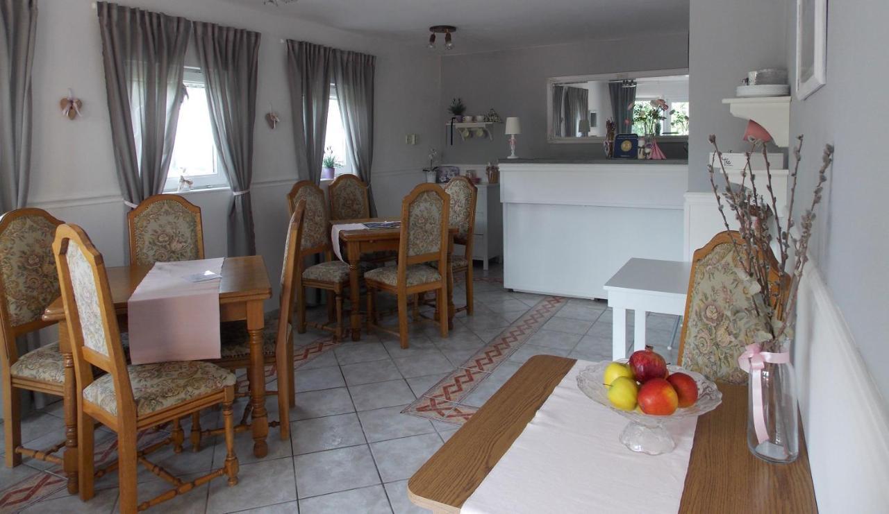 Eden Villa Apartmanhaz Balatonfüred Exterior foto