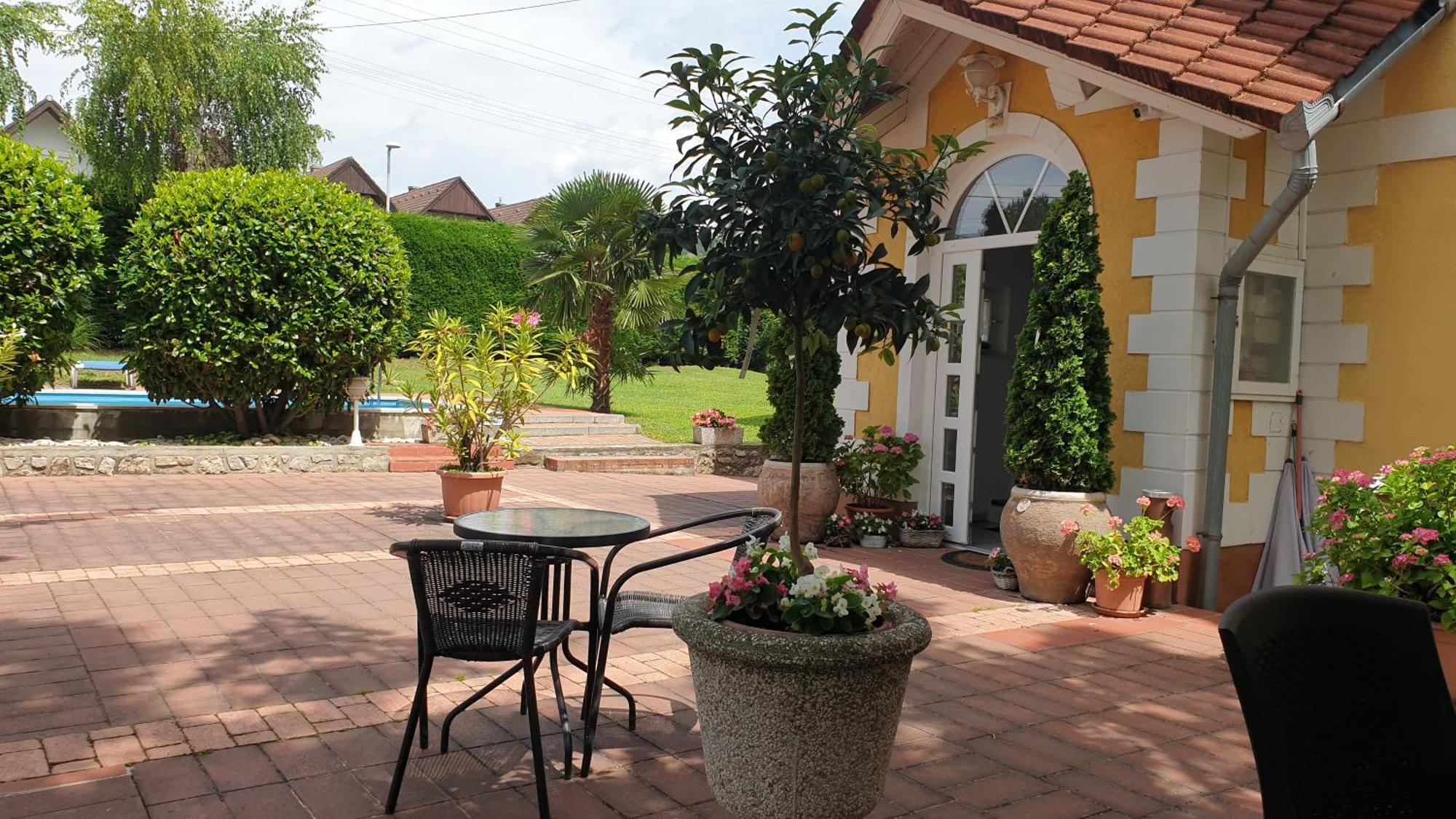 Eden Villa Apartmanhaz Balatonfüred Exterior foto